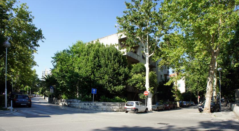 Deluxe Apartment Joia With Balcony On The Beach Bacvice, Free Parking, Old Town, Near Ferry Port スプリト 部屋 写真